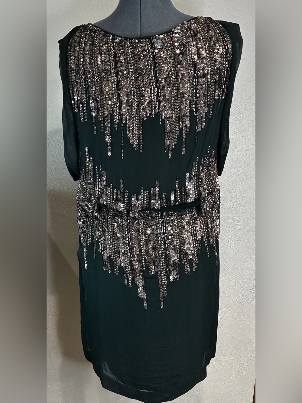 Women’s French Connection Green Sequin Dress - size 8 - Picture 14 of 16